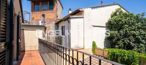 6 rooms Apartment in Campi Bisenzio, Italy No. 292884 44
