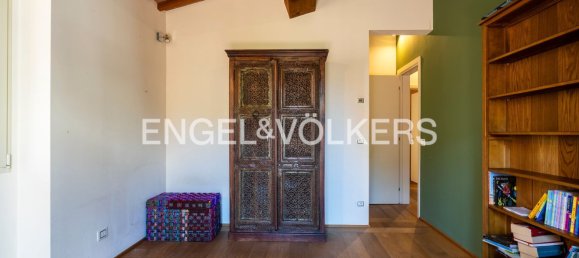 6 rooms Apartment in Campi Bisenzio, Italy No. 292884 43
