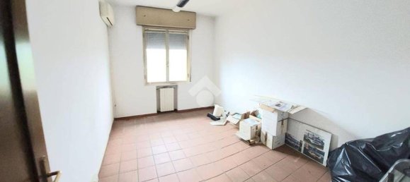 3 Schlafzimmer Wohnung in Valsamoggia, Italy, Nr. 114709 5