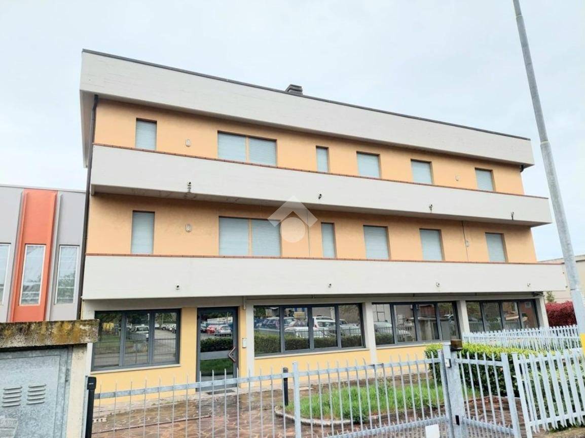 3 Schlafzimmer Wohnung in Valsamoggia, Italy, Nr. 114709