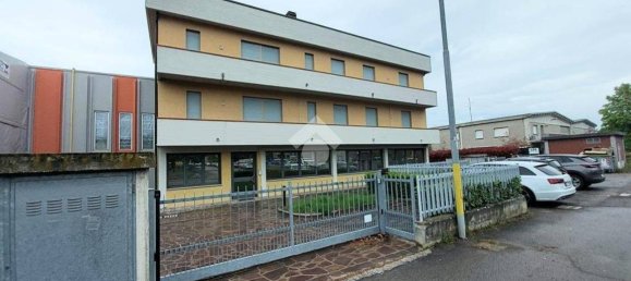 3 Schlafzimmer Wohnung in Valsamoggia, Italy, Nr. 114709 12