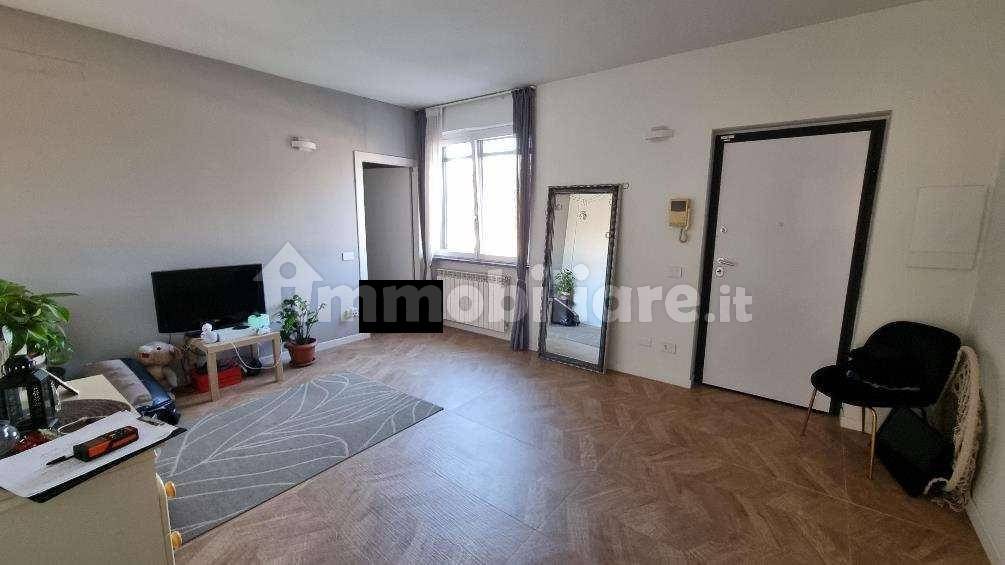 Apartamento de 4 habitaciónes en Arconate, Italy No. 365149