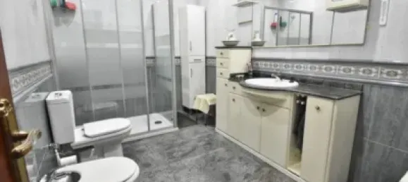 Adosado de 4 dormitorios en La Pedraja de Portillo, Spain No. 156013 21