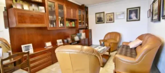 Adosado de 4 dormitorios en La Pedraja de Portillo, Spain No. 156013 7