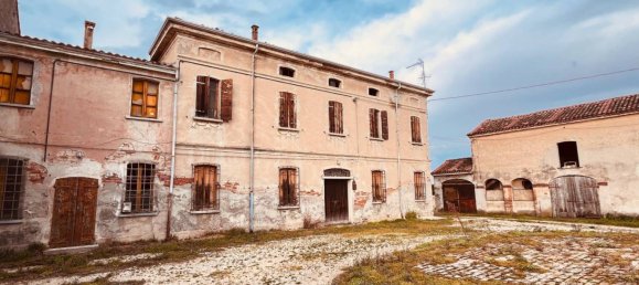 6 Schlafzimmer Haus in Curtatone, Italy, Nr. 114192 10