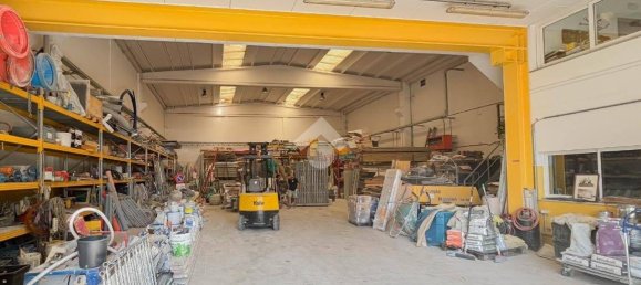 Almacén de 1 habitación en Suisio, Italy No. 305838 10