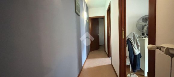 3 bedrooms Apartment in Rovigo, Italy No. 359893 11