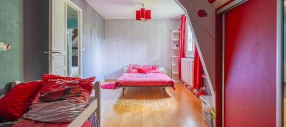 3 غرف نوم منزل في Le Plessis-Trevise, France رقم 334270 7