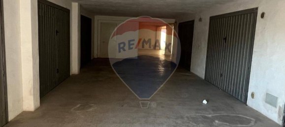 1-salle Garage à Vieste, Italy No. 371656 13