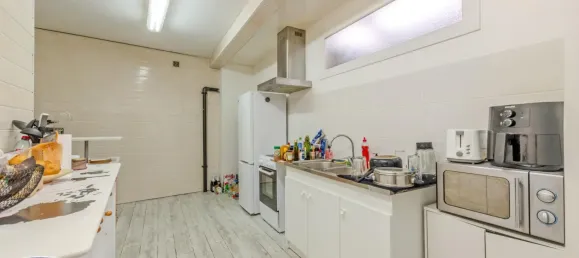 Gewerbliche Immobilie in Brest, France 175m², Nr. 352936 11