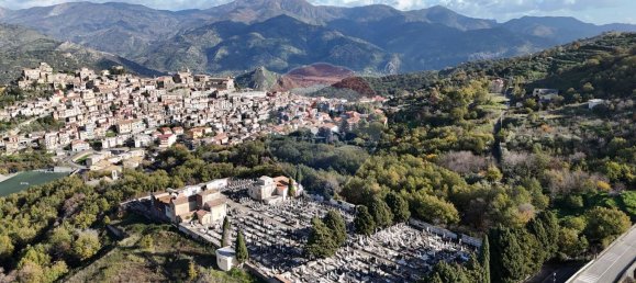 Grundstück in Castiglione di Sicilia, Italy 28965m², Nr. 66448 13