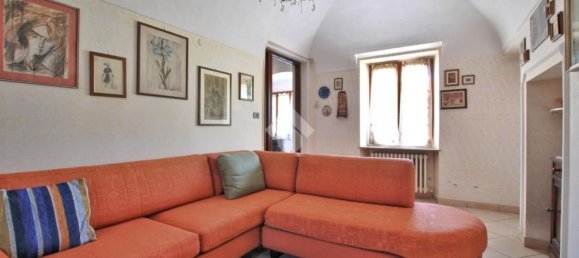 Casa de 6 dormitorios en Livorno Ferraris, Italy No. 349108 10