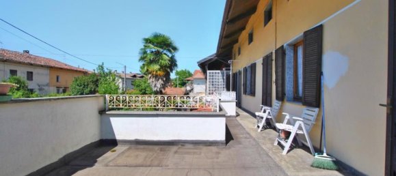 Casa de 6 dormitorios en Livorno Ferraris, Italy No. 349108 27