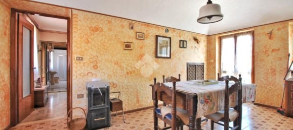 Casa de 6 dormitorios en Livorno Ferraris, Italy No. 349108 22