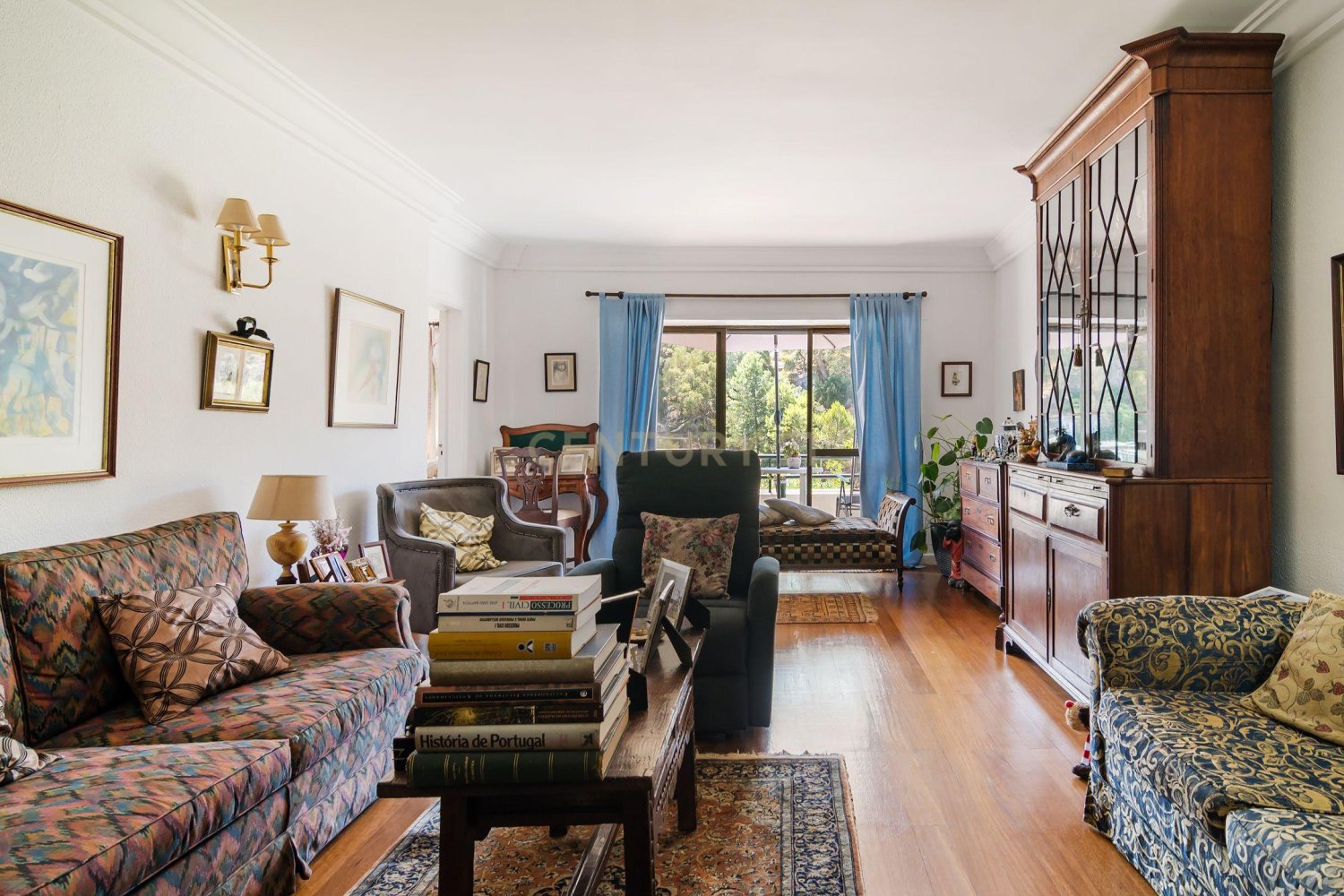 Квартира с 3 спальнями в Кашкайш, Португалия № 295743