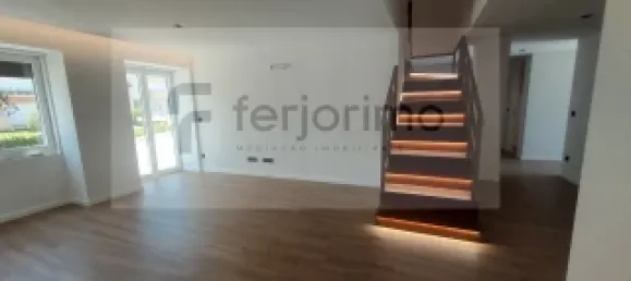 Casa T5 em Felgueiras, Portugal N.º 37773 2