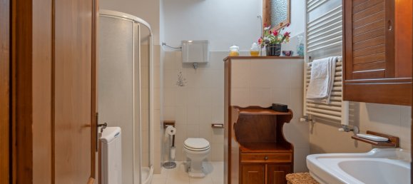 2 bedrooms Apartment in Città della Pieve, Italy No. 66095 10