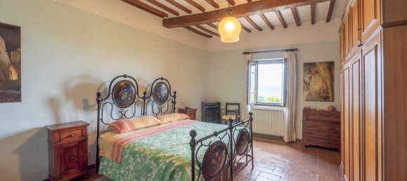 2 bedrooms Apartment in Città della Pieve, Italy No. 66095 11