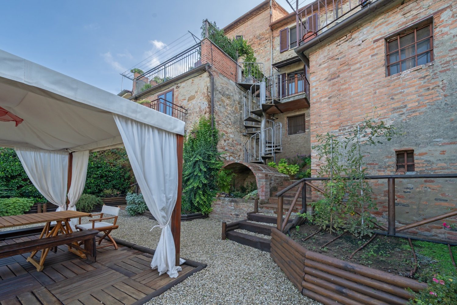 2 bedrooms Apartment in Città della Pieve, Italy No. 66095