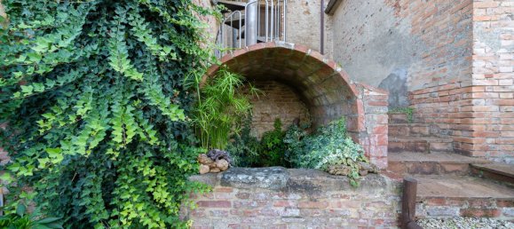 2 bedrooms Apartment in Città della Pieve, Italy No. 66095 19