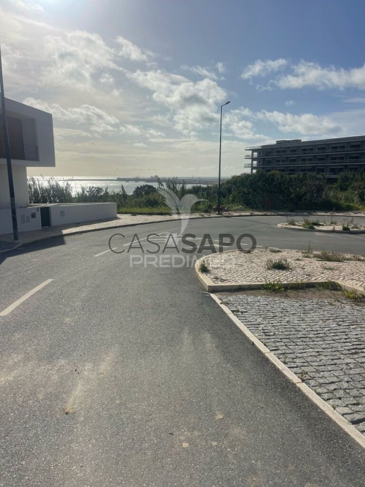  Land in Quarteira, Portugal No. 190606