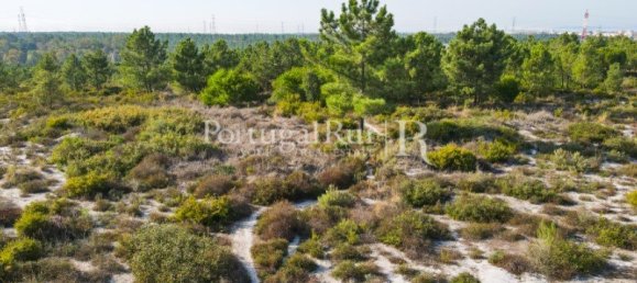 13800m² Land in Seixal, Portugal No. 134643 2