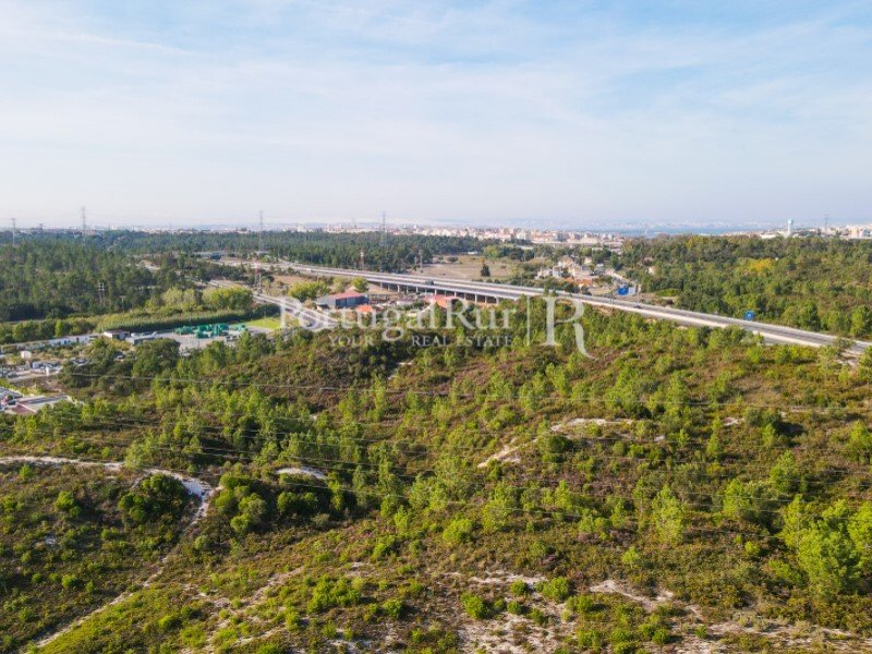 13800m² Land in Seixal, Portugal No. 134643