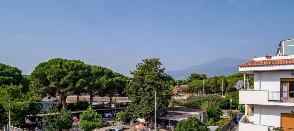 4 Schlafzimmer Wohnung in Giardini-Naxos, Italy, Nr. 315366 9
