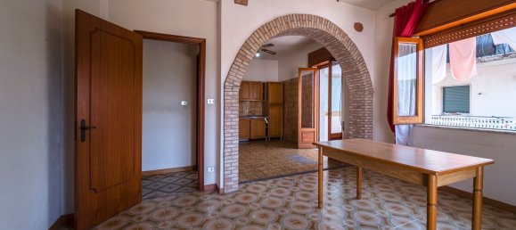 4 Schlafzimmer Wohnung in Giardini-Naxos, Italy, Nr. 315366 26