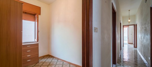4 Schlafzimmer Wohnung in Giardini-Naxos, Italy, Nr. 315366 11