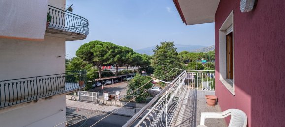 4 Schlafzimmer Wohnung in Giardini-Naxos, Italy, Nr. 315366 2