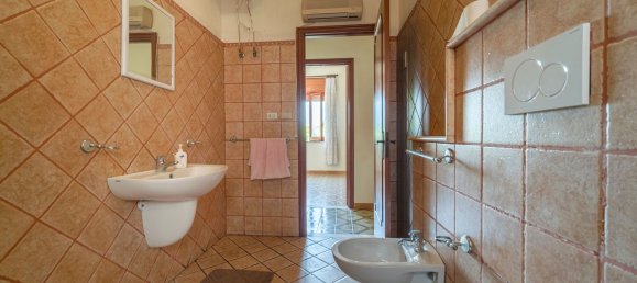 4 Schlafzimmer Wohnung in Giardini-Naxos, Italy, Nr. 315366 35