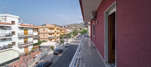 4 Schlafzimmer Wohnung in Giardini-Naxos, Italy, Nr. 315366 6
