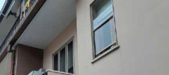 7 rooms Apartment in San Giovanni in Marignano, Italy No. 12102 2