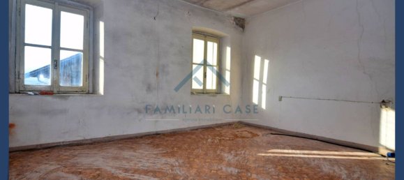 4 غرف نوم منزل في Buguggiate, Italy رقم 77494 3