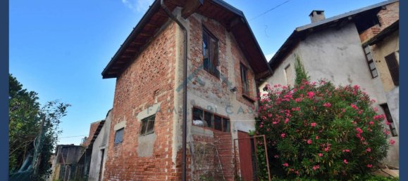 4 غرف نوم منزل في Buguggiate, Italy رقم 77494 17