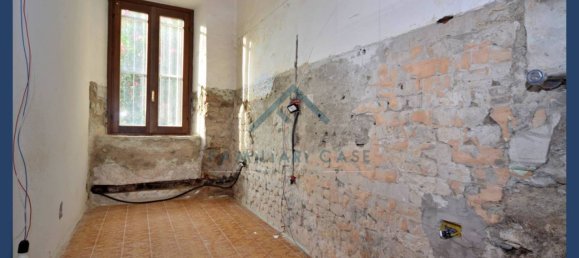 4 غرف نوم منزل في Buguggiate, Italy رقم 77494 9