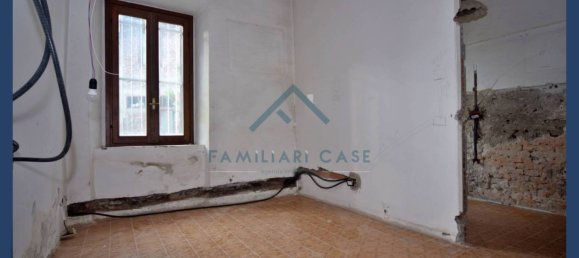 4 غرف نوم منزل في Buguggiate, Italy رقم 77494 4