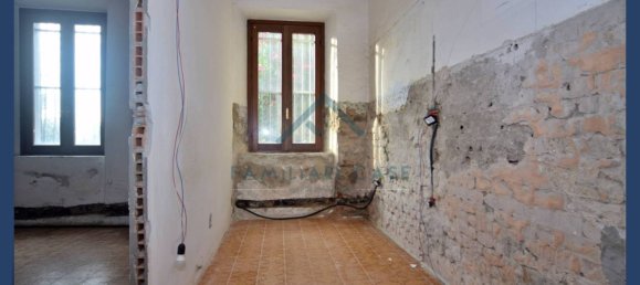 4 غرف نوم منزل في Buguggiate, Italy رقم 77494 8