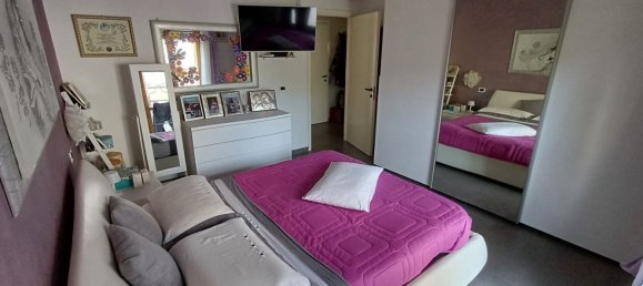 5 rooms Apartment in Termoli, Italy No. 262966 2
