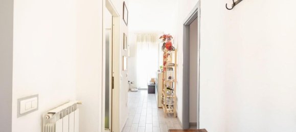 4-Zimmer Wohnung in Massa, Italy, Nr. 140444 4