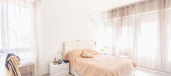 4-Zimmer Wohnung in Massa, Italy, Nr. 140444 9
