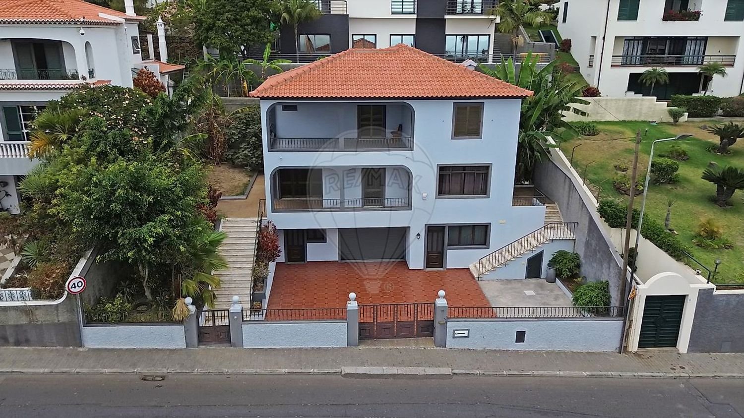 4 bedrooms House in Funchal, Portugal No. 20671