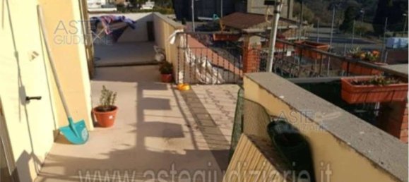 Apartamento de 2 dormitorios en Montefiascone, Italy No. 262547 2