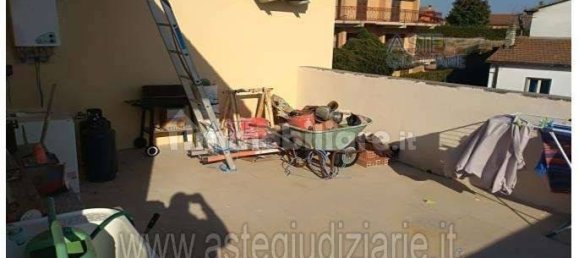 Apartamento de 2 dormitorios en Montefiascone, Italy No. 262547 15