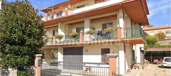 Apartamento de 2 dormitorios en Montefiascone, Italy No. 262547 30