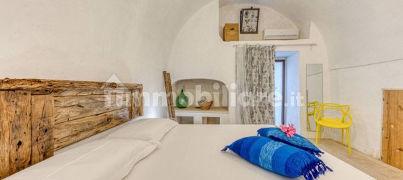 7 chambres Villa à Salve, Italy No. 262070 24