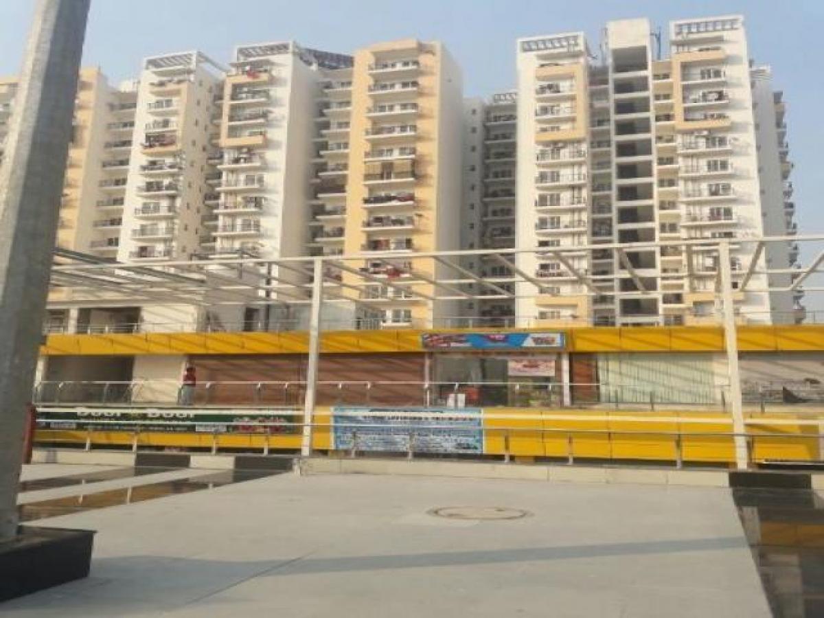 Casa de 4 dormitorios en Noida, India No. 67258