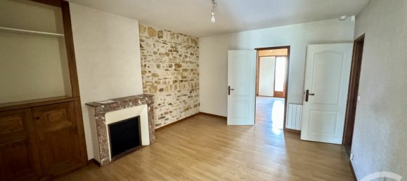 3 bedrooms House in Chateauroux, France No. 160442 3