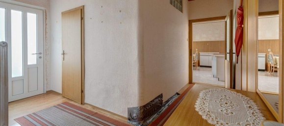 Casa de 9 divisões em Lassee, Austria N.º 154125 11